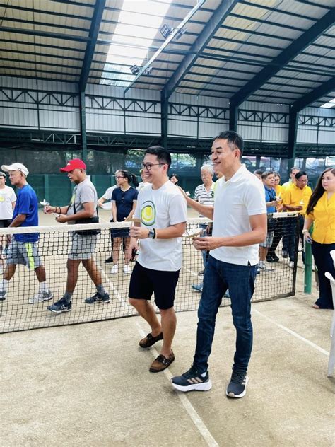 Play Tennis in Paranaque, Philippines .